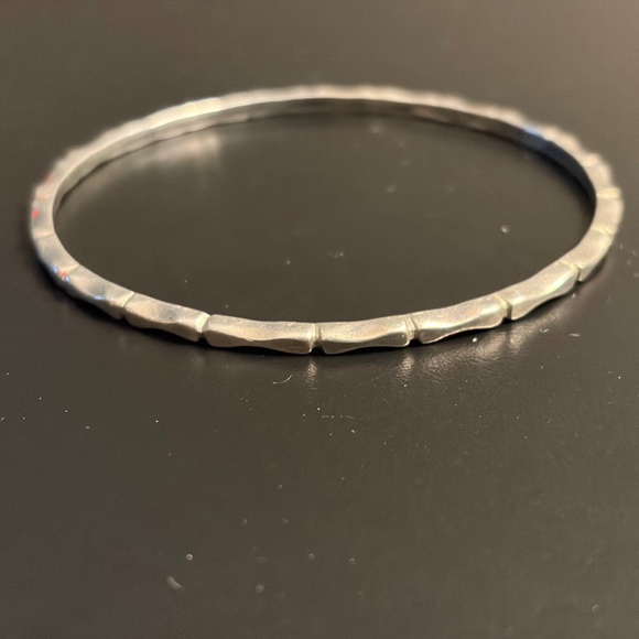 Solid 925 Sterling Silver Bangle Bracelet - Picture 1 of 1